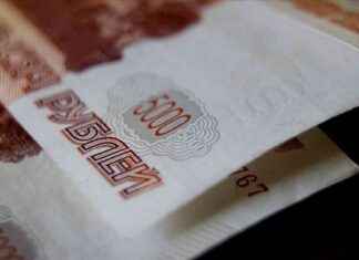 Rus Rublesinde Trump Olayı: Son Gelişmeler ve Analiz rus-rublesinde-trump-olay-son-gelimeler-ve-analiz