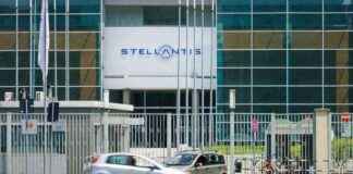Stellantis dördüncü çeyrek sevkiyatlarında yıllık düşüş yaşadı stellantis-drdnc-eyrek-sevkiyatlarnda-yllk-d-yaad