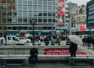 Fitch Türkiye Kredi Notu Neden Değişiyor? Şaşırtan Gerçekler