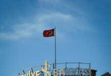 İş Bankası Kredi Kartı Yapılandırma Nasıl Kolaylık Sağlar?